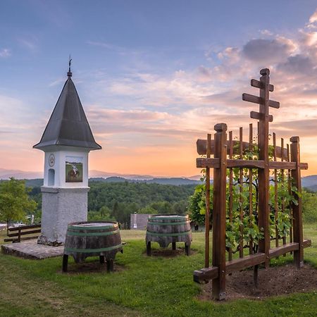 Vineyard Cottage Krivic Trebelno Exterior photo